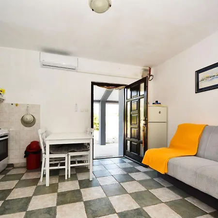 Mirjana-2 By Interhome Apartman